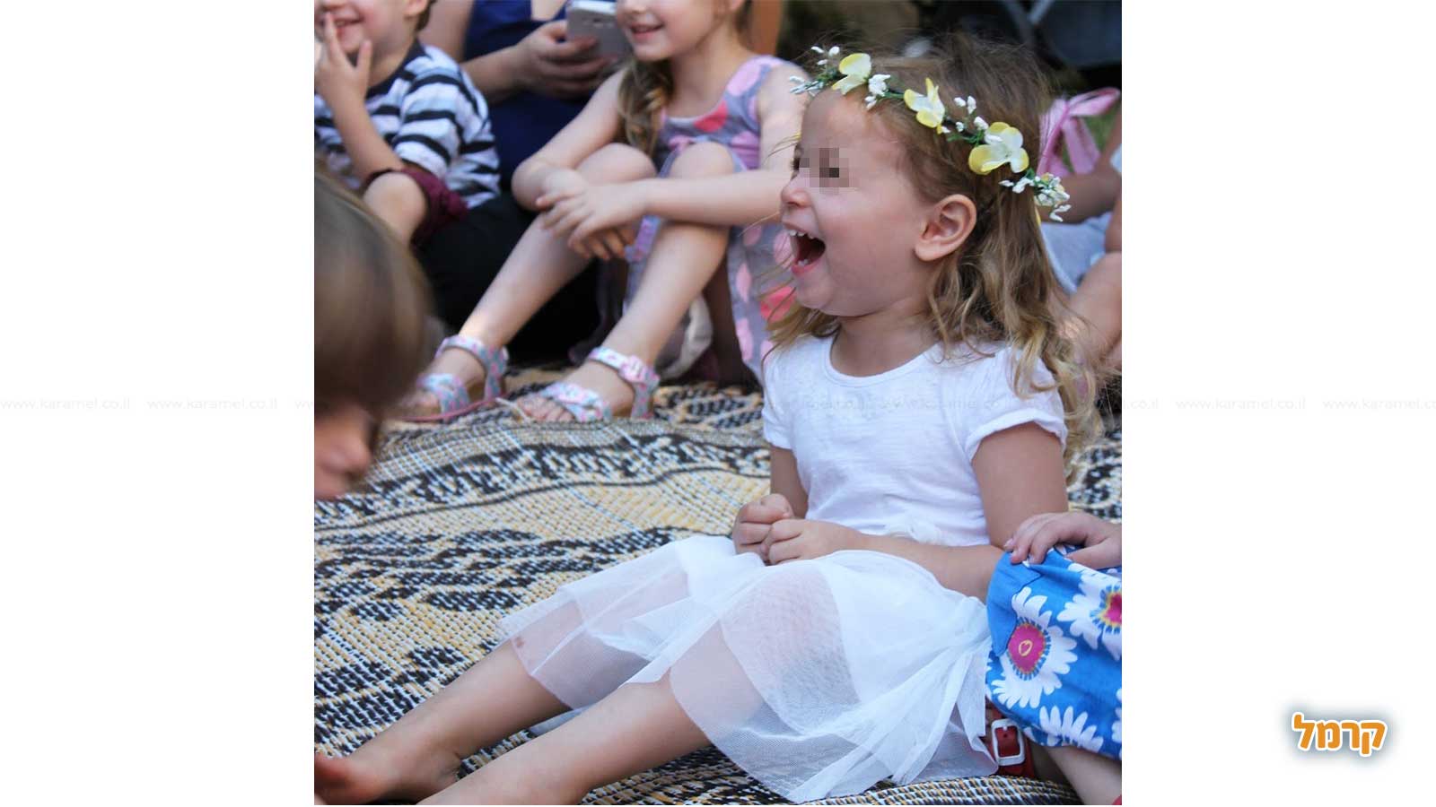 באמבולה תיאטרון בובות לילדים - 073-7828079