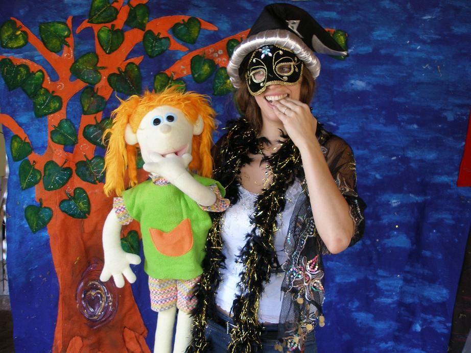 תיאטרון לי ולך - 073-7597010