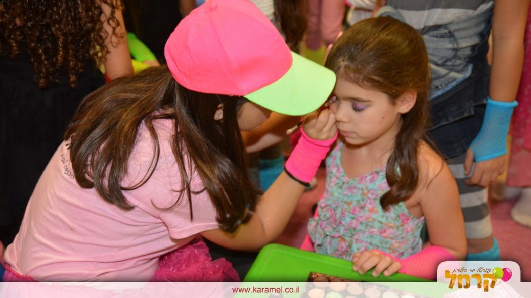 לאלילנד זומבה והיפ הופ - 073-7828066