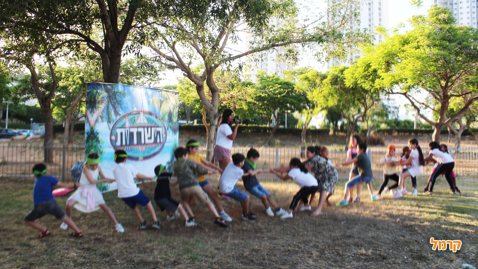 הישרדות עם נופר - 073-7828099